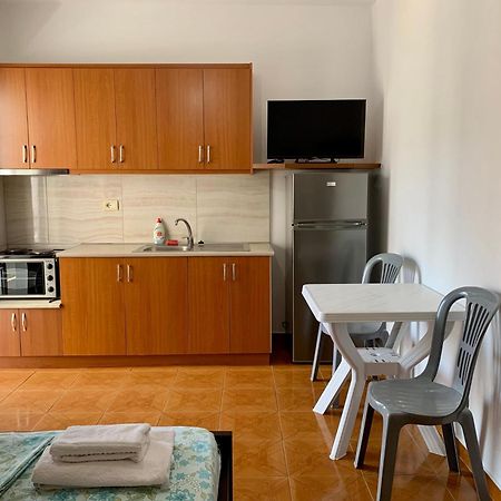 Vaso Apts Sarande Exterior photo