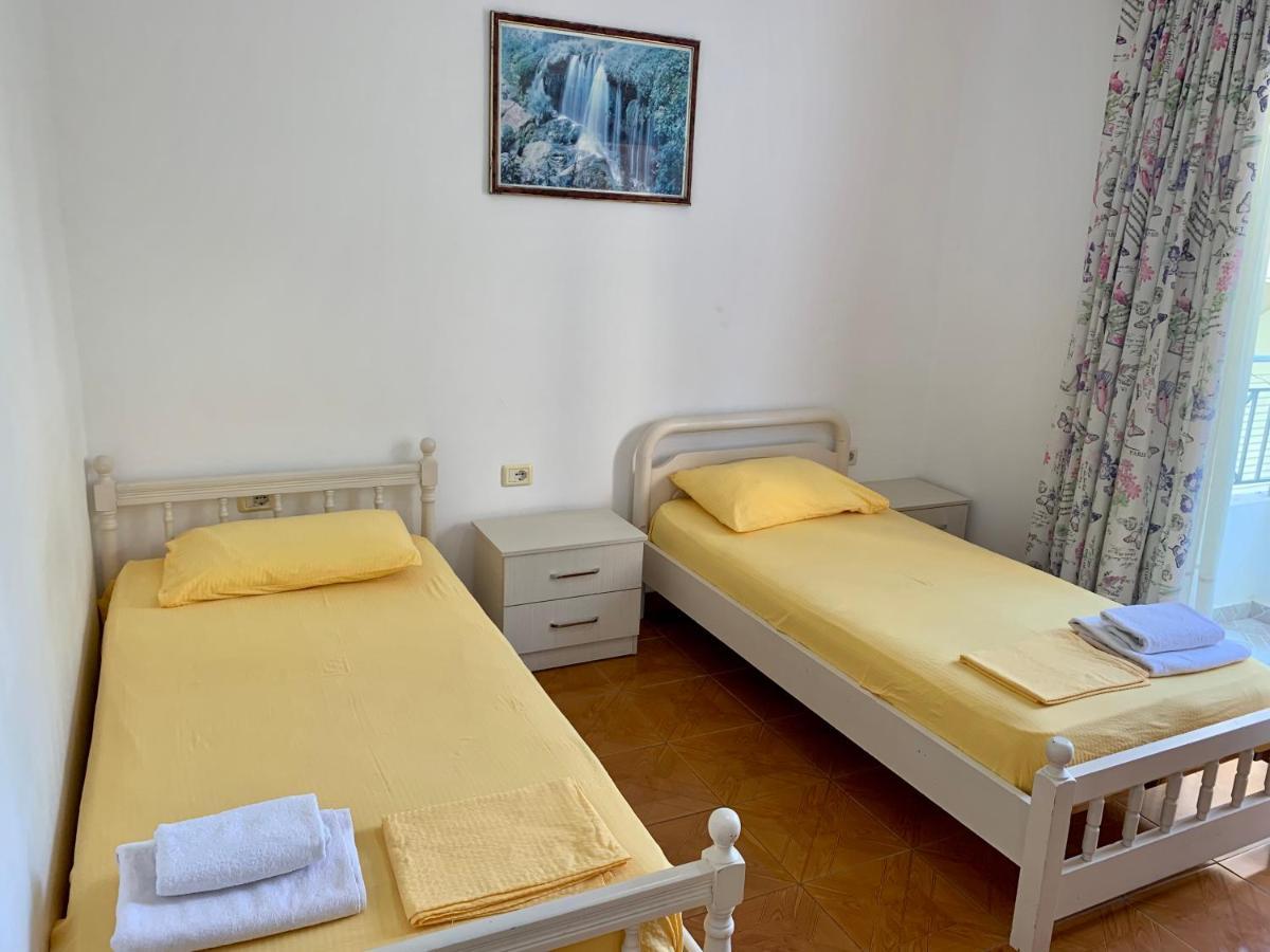 Vaso Apts Sarande Exterior photo
