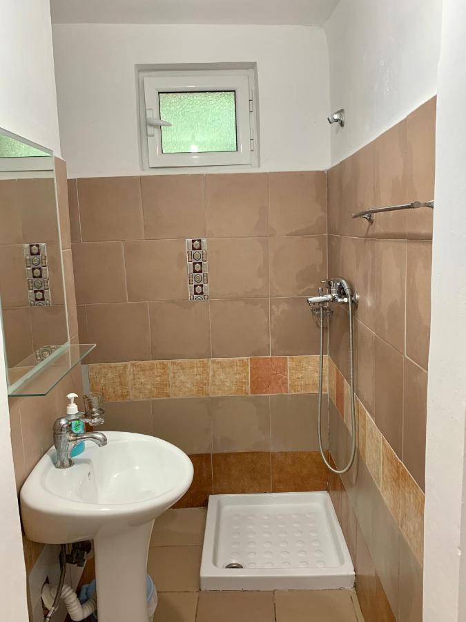 Vaso Apts Sarande Exterior photo